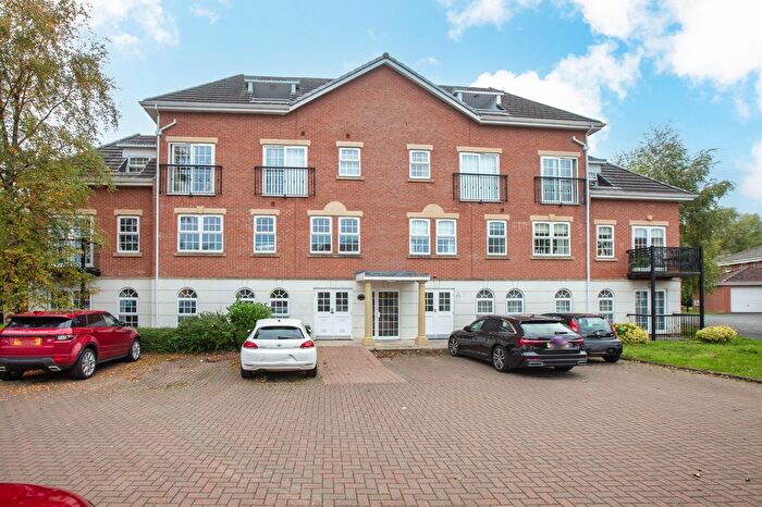 2 Bedroom Flat For Sale In Garden Close, Poulton-Le-Fylde, FY6
