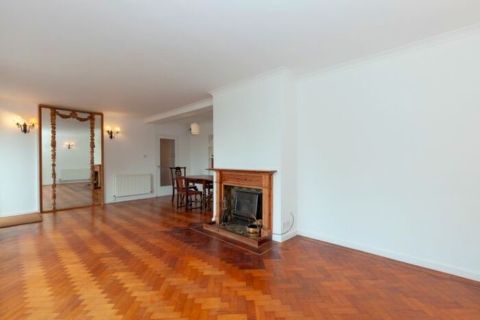 3 Bedroom Bungalow To Rent In Burcot, Abingdon, OX14