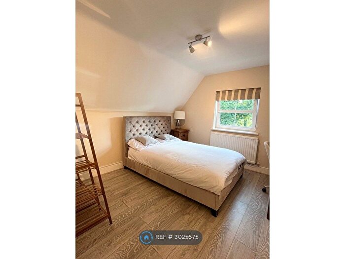 Studio To Rent In Bayford Way, Stansted, CM24