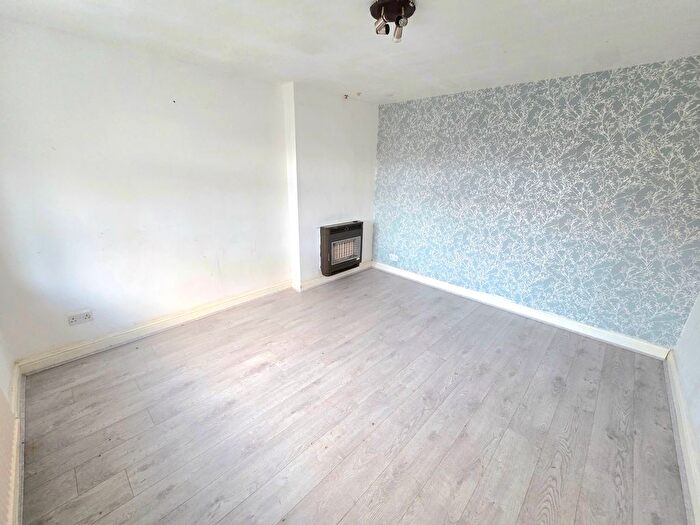 3 Bedroom Terraced House To Rent In Keyham Lane, Leicester, LE5