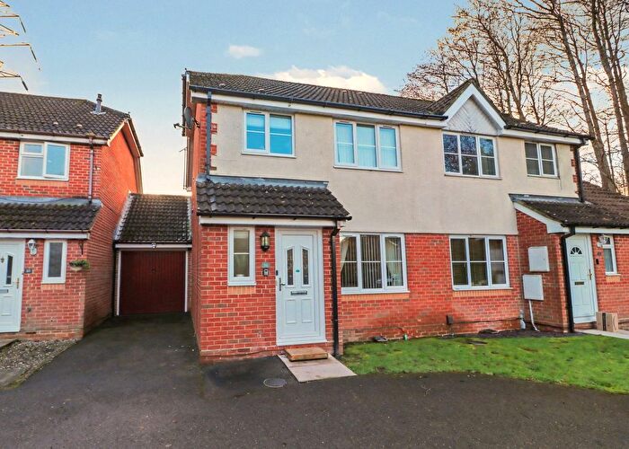 3 Bedroom Terraced House For Sale In Collett Close, Hedge End, SO30