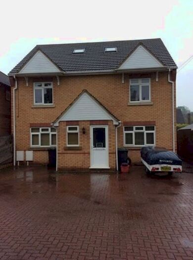 2 Bedroom Flat To Rent In Sywell Road, Overstone, Northampton NN6
