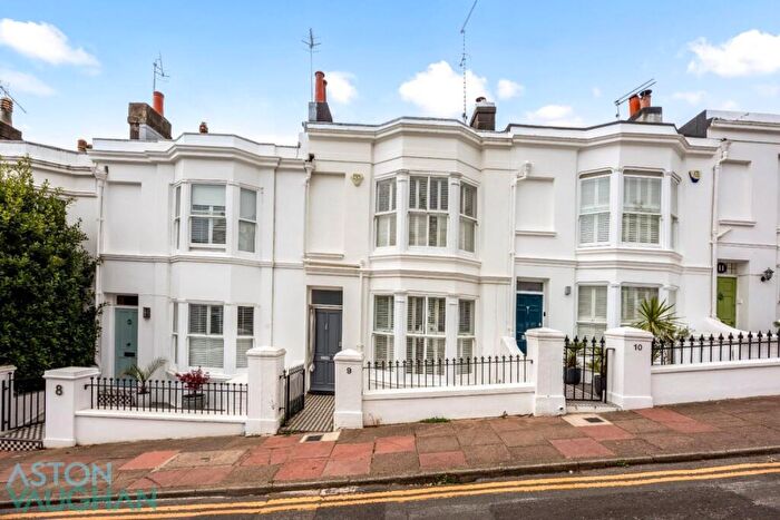 3 Bedroom Terraced House To Rent In Victoria Street, Brighton, BN1