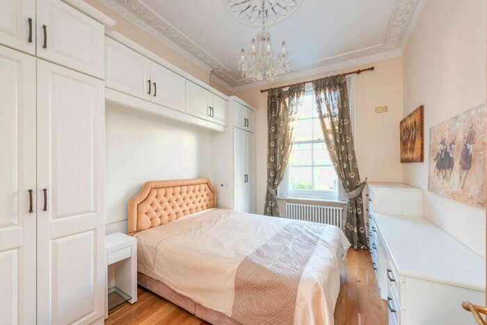 1 Bedroom Flat To Rent In Ebury Street, Belgravia, London, SW1W