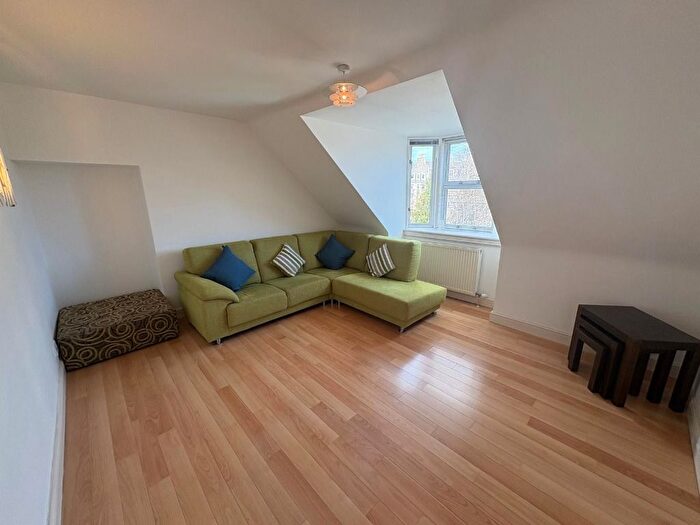 1 Bedroom Flat To Rent In Nellfield Place, Holburn, Aberdeen, AB10