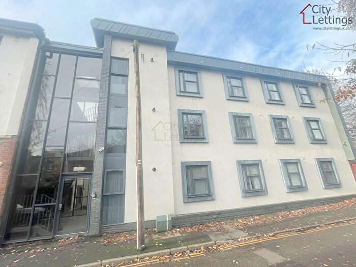 8 Bedroom Flat To Rent In Ilkeston Road, Nottingham, NG7