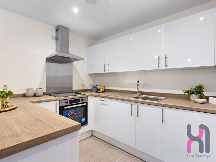 1 Bedroom Flat To Rent In The Landmark, Oldfield Road, Salford, M5