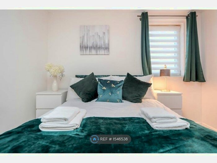 1 Bedroom Flat To Rent In Adriatic Apartments, London, E16