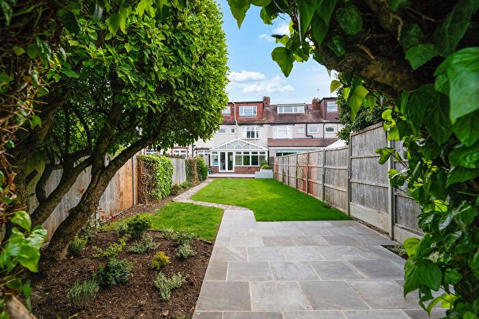 4 Bedroom Property To Rent In Westway, SW20