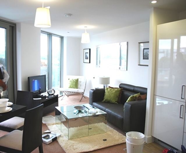1 Bedroom Flat To Rent In Da Vinci Torre, Loampitt Vale, Lewisham, London, SE13