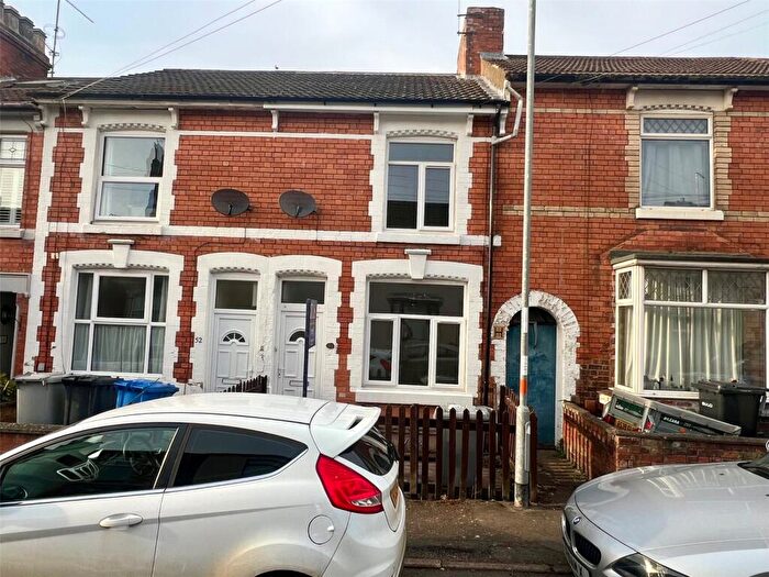 2 Bedroom Terraced House To Rent In Duke Street, Kettering, Northamptonshire, NN16