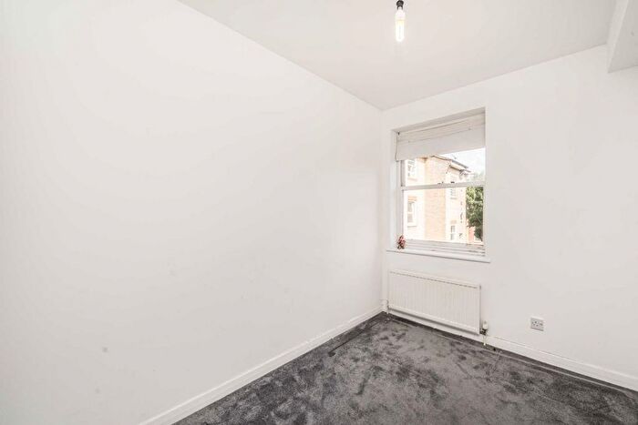 2 Bedroom Flat To Rent In Barker Drive, Camden, NW1