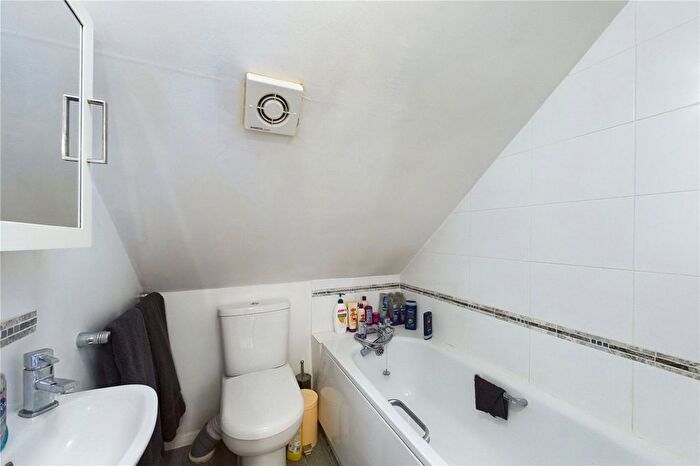 1 Bedroom Studio To Rent In Alder Glade, Burghfield Common, Reading, Berkshire, RG7