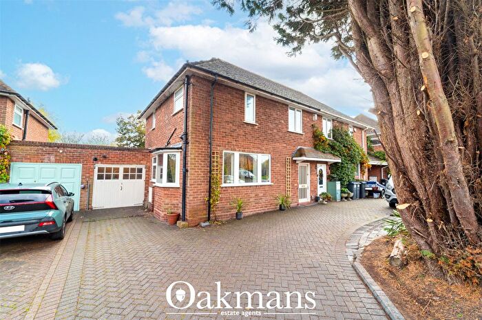 4 Bedroom Semi Detached House For Sale In Green Meadow Road, Birmingham, West Midlands, B29