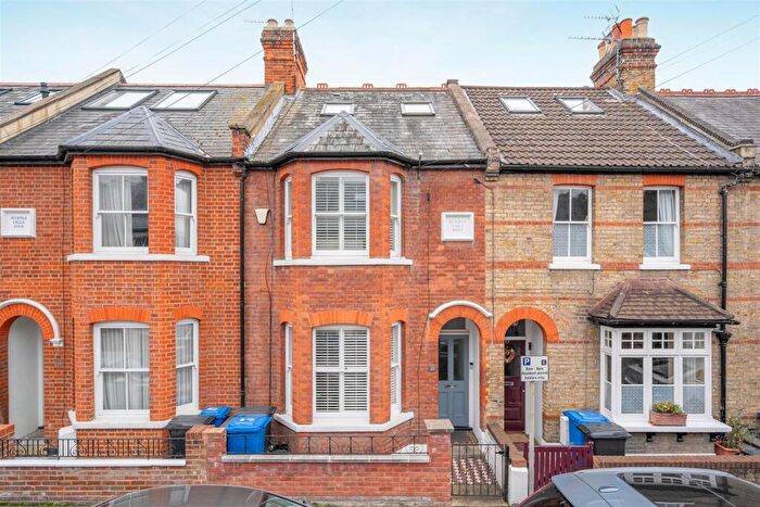 4 Bedroom Terraced House For Sale In Temple Road, Windsor, SL4