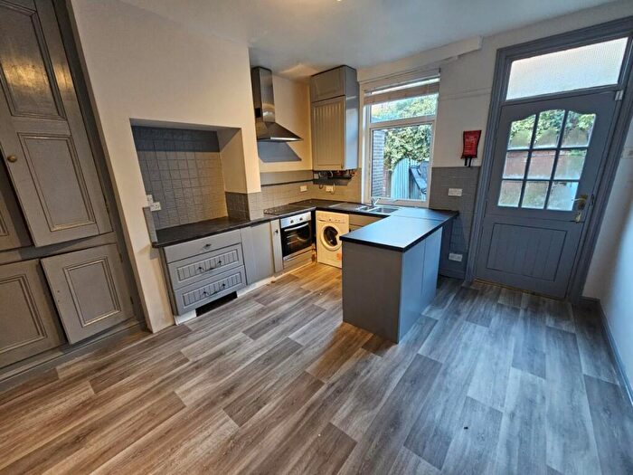 2 Bedroom House To Rent In Blenheim Road, Barnsley, S70