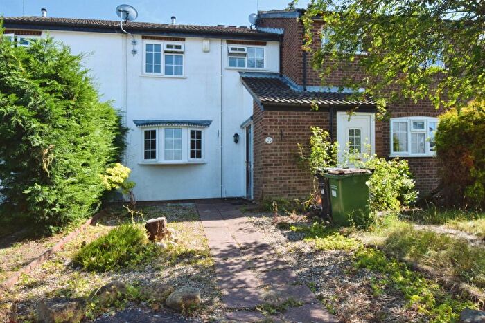 3 Bedroom Terraced House For Sale In Burton Close, Oadby, Leicester, LE2