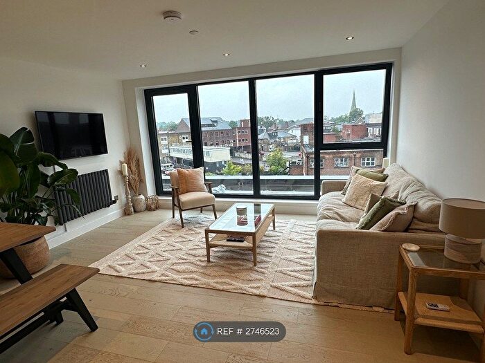 1 Bedroom Flat To Rent In Bridge House, Weybridge, KT13