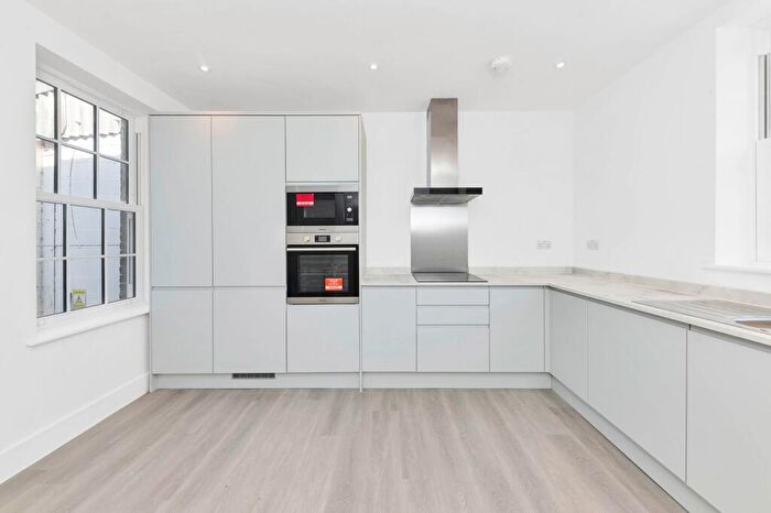 3 Bedroom End Of Terrace House To Rent In All Saints Road, Newmarket, CB8