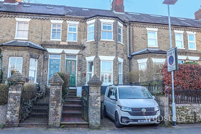 3 Bedroom Terraced House For Sale In Mill Hill Road, Norwich, NR2
