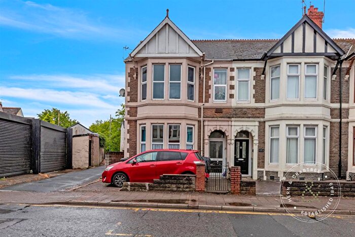4 Bedroom End Terrace House For Sale In Whitchurch Road, Cardiff, CF14