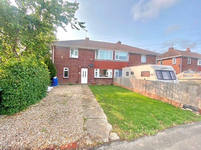2 Bedroom Flat For Sale In Wynton Way, Fareham, PO15