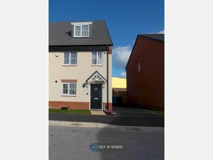3 Bedroom Semi-Detached House To Rent In Chapel Drive, Huyton, Liverpool, L36