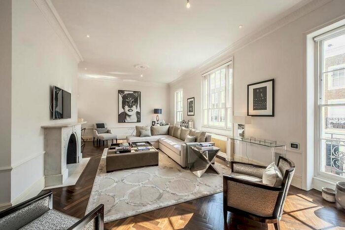 6 Bedroom Property To Rent In South Eaton Place, London, SW1W