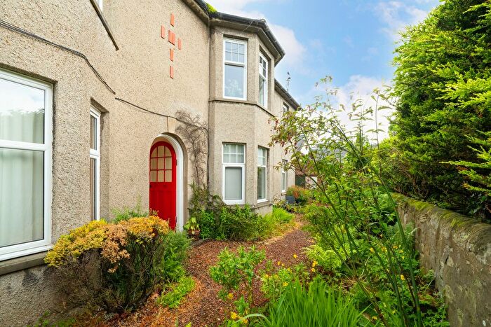 2 Bedroom Flat For Sale In South Feus, Upper Largo, KY8