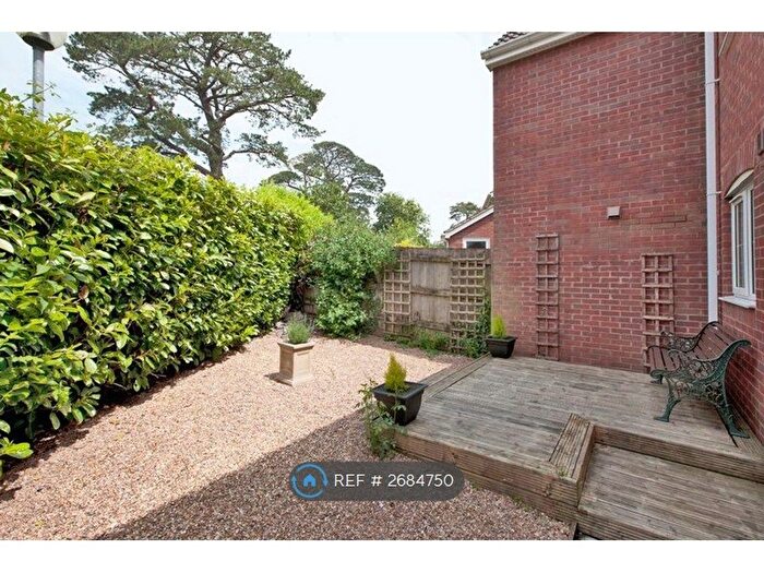 3 Bedroom Semi Detached House To Rent In Aveline Court, Cotford St. Luke, Taunton, TA4