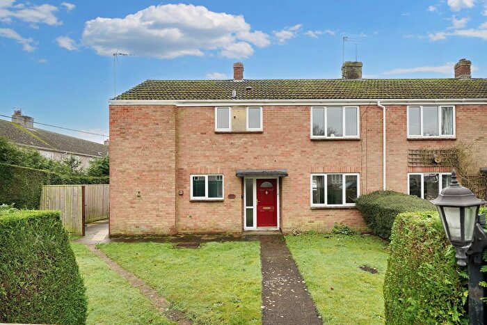 4 Bedroom Semi-Detached House For Sale In Webbs Way, Burbage, Marlborough, SN8