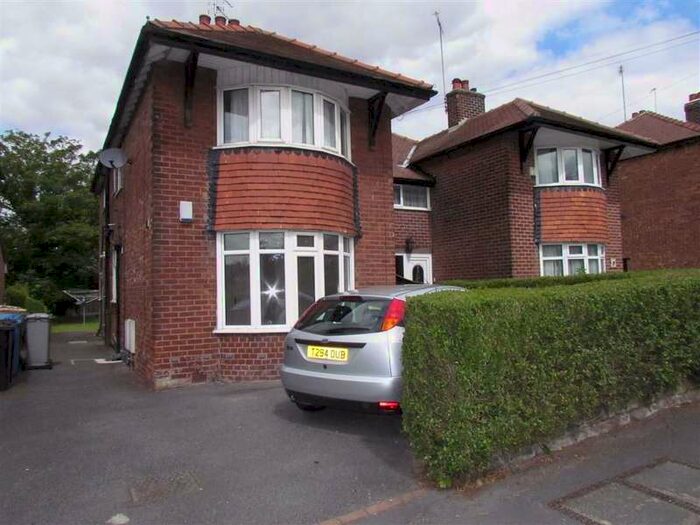 1 Bedroom Flat To Rent In Elmridge Drive, Hale Barns, Hale Barns, WA15