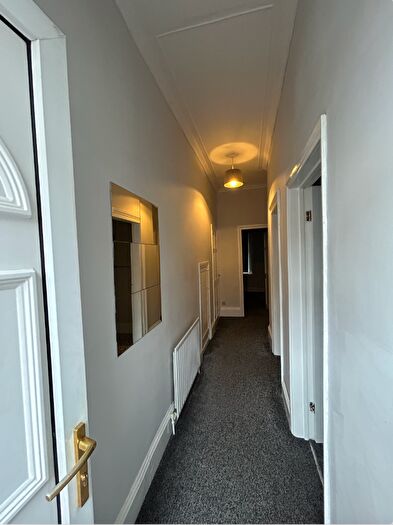 2 Bedroom Flat To Rent In Ripon Street, Gateshead, Tyne And Wear, NE8