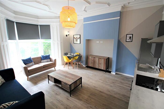 1 Bedroom Flat To Rent In The Towers, Armley, Leeds, West Yorkshire, LS12