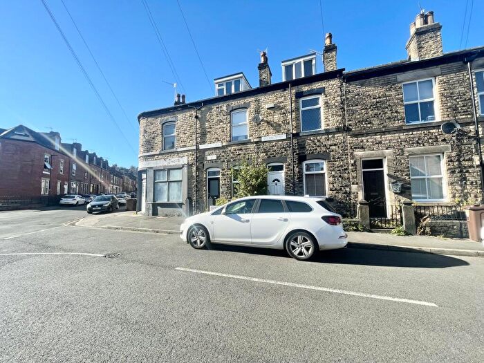 3 Bedroom House To Rent In Hunter Road, Hillsborough, S6