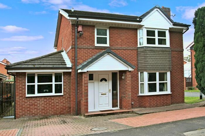 3 Bedroom Detached House For Sale In Moor Lane, Carleton, Pontefract, WF8