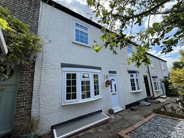 2 Bedroom Cottage To Rent In Margate Hill Acol, CT7