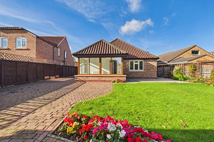 3 Bedroom Detached Bungalow To Rent In Drome Road, Copmanthorpe, York, YO23