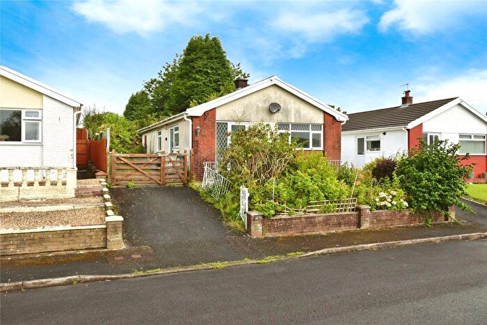 3 Bedroom Bungalow For Sale In Derlyn Park, Ammanford, Carmarthenshire, SA18