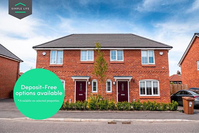 3 Bedroom Terraced House To Rent In Co-Operative Road, Middleton, M24