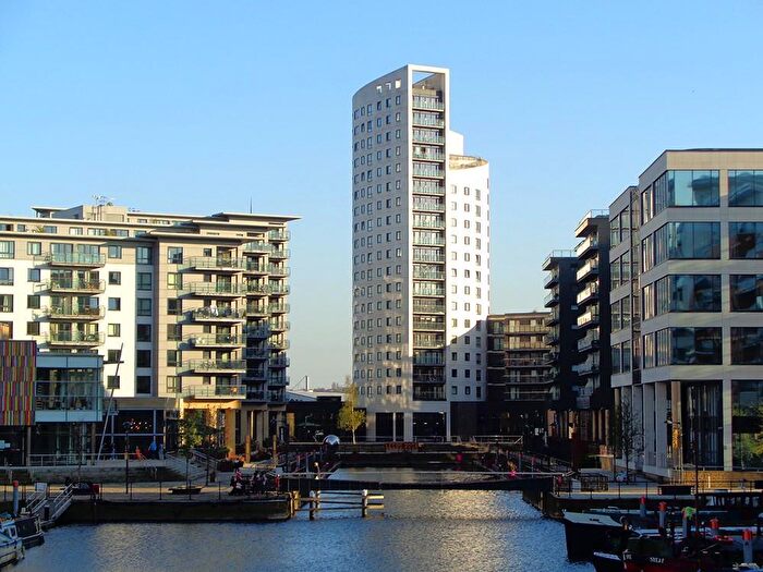 1 Bedroom Flat To Rent In Clarence House, The Boulevard, Leeds, West Yorkshire, LS10