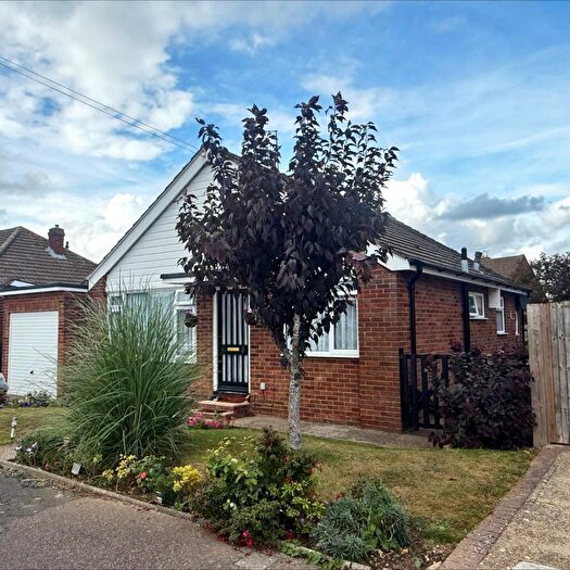 2 Bedroom Property To Rent In Strood, Rochester, ME2