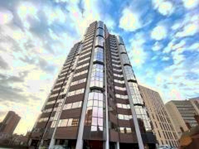 1 Bedroom Flat To Rent In Metropolitan House, Hagley Road, Birmingham, West Midlands, B16