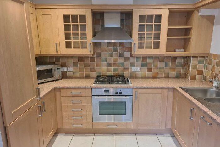 1 Bedroom Flat To Rent In Maidstone Road Paddock Wood, Tonbridge, TN12