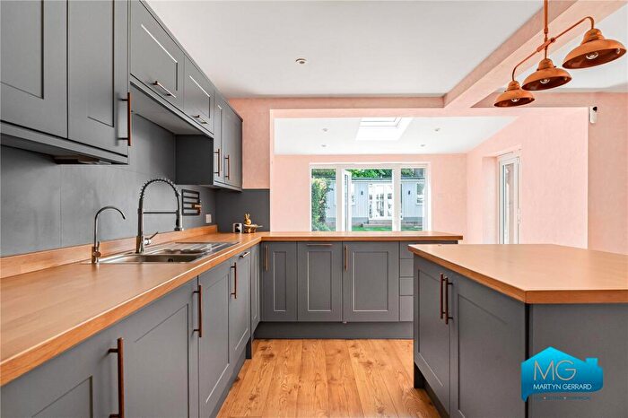 3 Bedroom Semi Detached House To Rent In De Bohun Avenue, London, N14