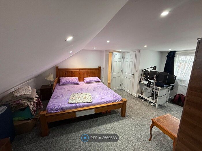 4 Bedroom Terraced House To Rent In Oldfield Road, Coventry, CV5
