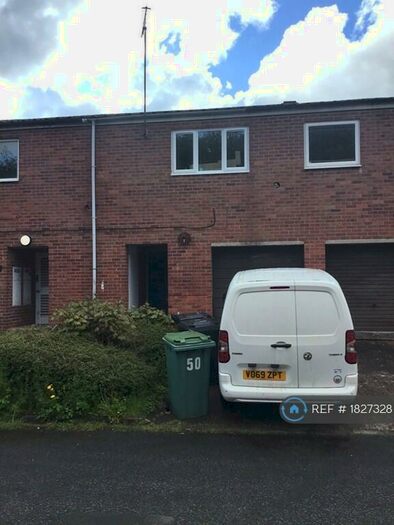 1 Bedroom Flat To Rent In Woodrow South, Redditch, B98