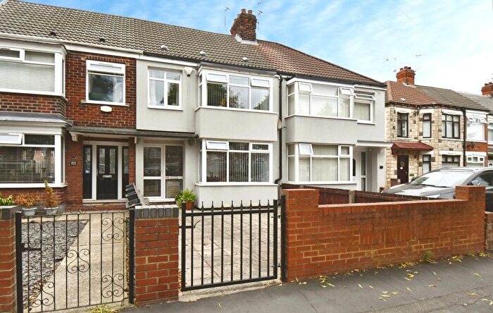 3 Bedroom Terraced House For Sale In Sutton Road, Hull, HU6