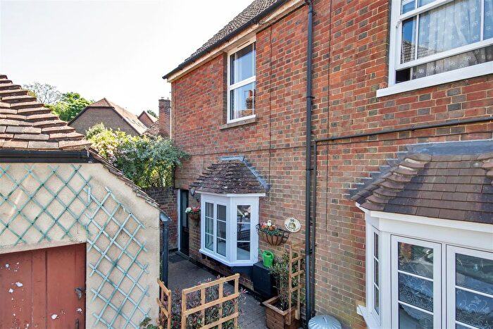 2 Bedroom Semi-Detached House For Sale In Seal, Sevenoaks, TN15