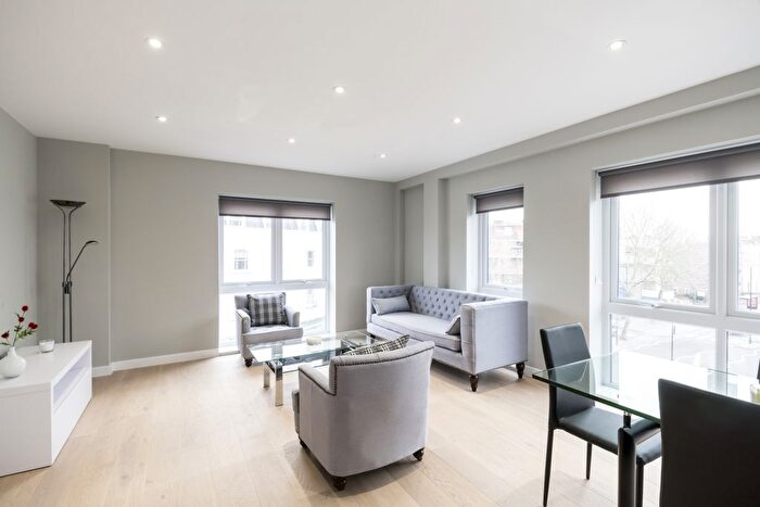 2 Bedroom Flat To Rent In Ladbroke Grove, London, W10